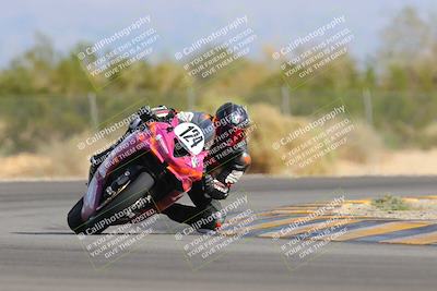 media/Nov-05-2022-SoCal Trackdays (Sat) [[f8d9b725ab]]/Turn 2 (1120am)/